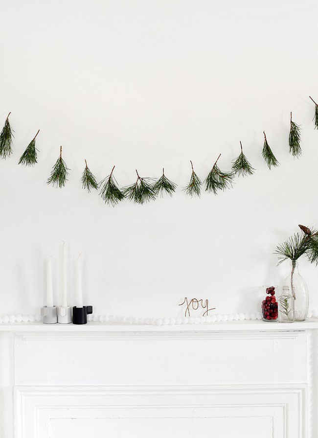 Sử dụng cây xanh trong nhà để trang trí Noel, cách làm mới mẻ nhưng hiệu quả bất ngờ - Ảnh 5.