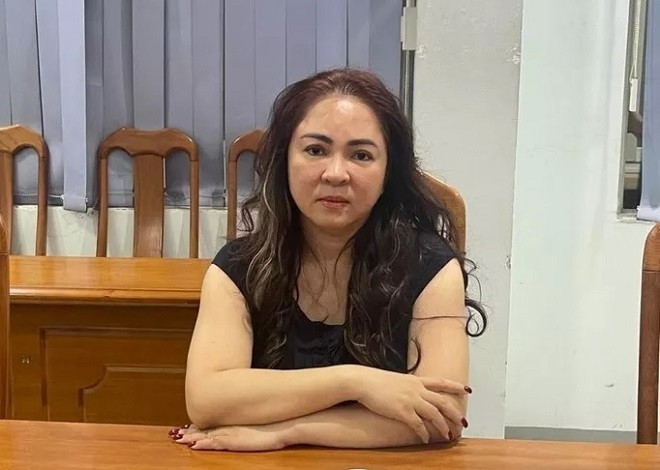 Bị can Nguyễn Phương Hằng có 2 quốc tịch, từng tố cáo đệ tử của 