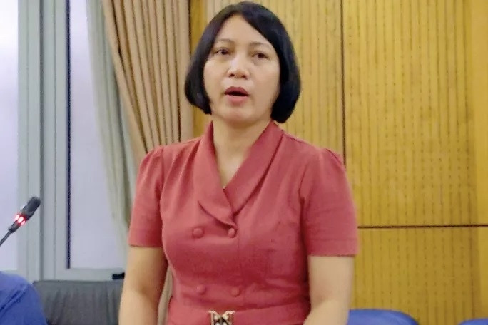 Bà Bùi Thị Thủy thông tin về vụ việc tới báo chí
