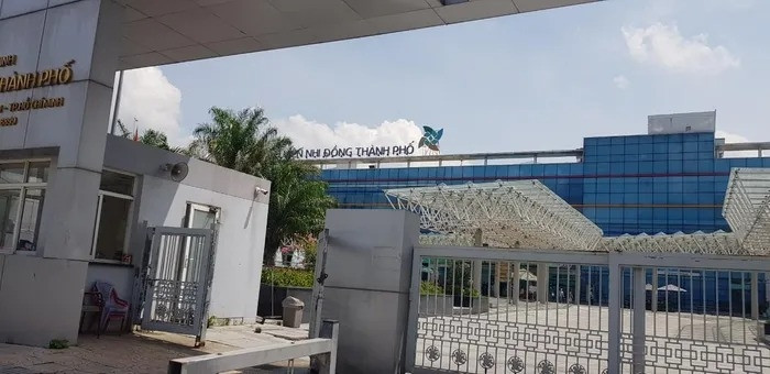Bệnh viện Nhi đồng Thành phố (huyện Bình Chánh, TPHCM) - nơi xảy ra vụ việc.