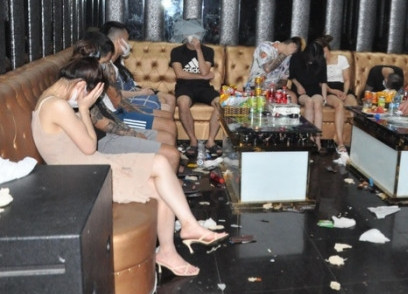 Đề nghị truy tố 6 đối tượng mua bán, tổ chức "đại tiệc" ma túy trong quán karaoke
