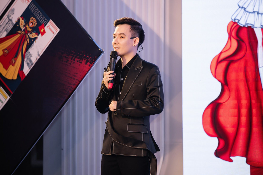 NTK Đắc Ngọc tôn vinh văn hóa Việt trong BST mở màn Thailand Fashion Week 2022