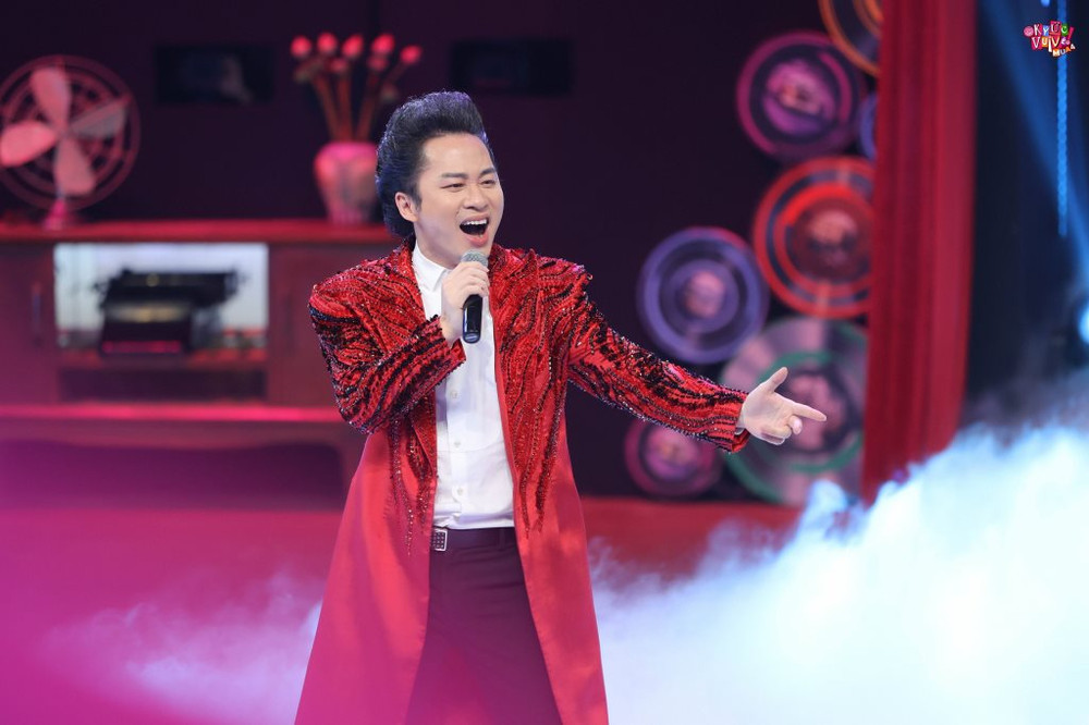Ca sĩ Tùng Dương khuấy động cả phim trường "Ký ức vui vẻ", nhạc sĩ Giáng Son vỡ òa khi gặp cố nhân