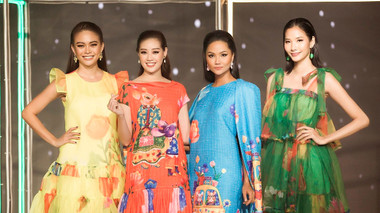 Hoa hậu Khánh Vân đọ sắc cùng 'đàn chị' H'Hen Niê, Hoàng Thùy, Mâu Thủy