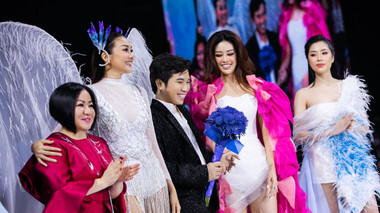 NTK Ivan Trần trình làng BST mang tên “Trúc” tại Aquafina Vietnam International Fashion Week