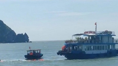 Khẩn trương xác định nguyên nhân vụ va chạm tàu trên vịnh Lan Hạ