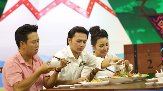 Vợ chồng Tú Vi, Văn Anh 'rạn nứt' tình cảm chỉ vì chỉ một món ăn tại 'Thiên đường ẩm thực' mùa 6