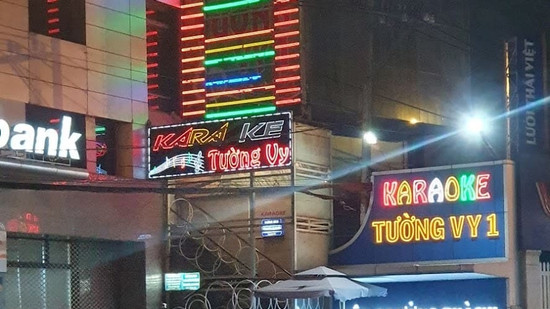 Lý do TP Hồ Chí Minh cho tạm ngừng dịch vụ karaoke, massage, vũ trường, spa, quán bar