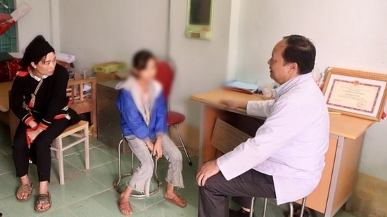 Chứng bệnh khiến 18 học sinh tiểu học đột nhiên khóc thét, kích động ở Cao Bằng là gì?!