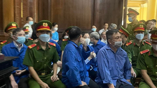 Nguyên Giám đốc Bệnh viện Mắt TP Hồ Chí Minh bị đề nghị 8-9 năm tù