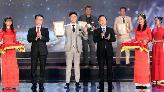 Thanh Sơn xuất sắc "ẵm" giải Vàng Liên hoan Truyền hình toàn quốc
